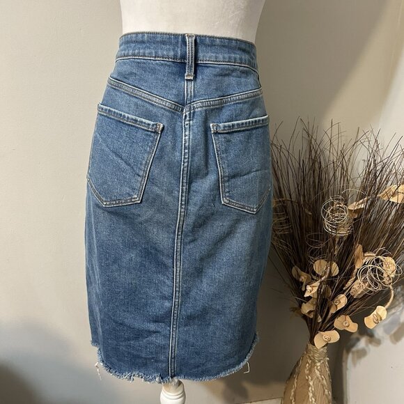 Old Navy Women Blue Jean Stretch Denim Pencil Skirt Raw Hem Front Slit Sz 10 - Picture 2 of 9